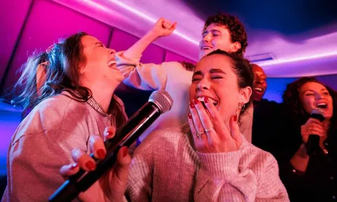 Hát karaoke ồn ào dịp Tết có thể bị phạt đến 160 triệu đồng theo quy định mới