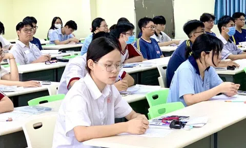 Không thi đánh giá năng lực, thí sinh liệu có “cửa” vào ĐH Khoa học Xã hội và Nhân văn Tp.HCM?