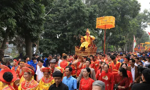 Chặt chém mùa lễ hội