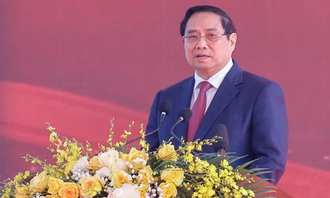 Thủ tướng Phạm Văn Đồng - nhà lãnh đạo kiệt xuất, người học trò xuất sắc của Chủ tịch Hồ Chí Minh vĩ đại*