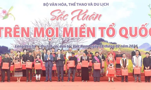 Phó Thủ tướng Mai Văn Chính dự Ngày hội 'Sắc xuân trên mọi miền Tổ quốc' năm 2026