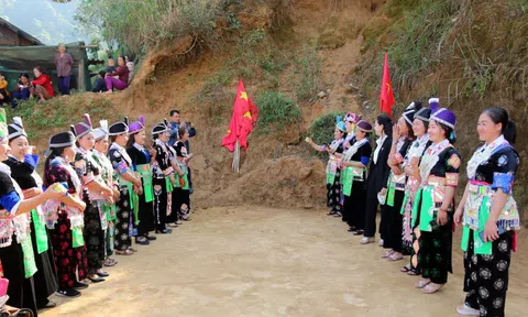 Học sinh tảo hôn- nỗi lo còn đó