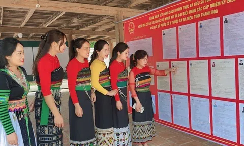 Không khí bầu cử rộn ràng ở bản Mông vùng biên Na Mèo