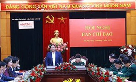Thủ tướng Phạm Minh Chính chủ trì cuộc làm việc về phát triển công nghiệp quốc phòng