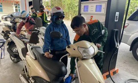 Bộ Công Thương thông báo giữ nguyên giá xăng dầu