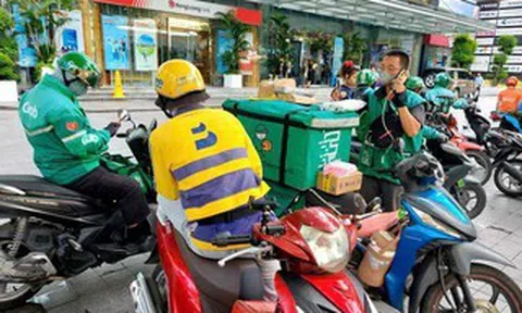 Giá xăng biến động, Grab, Be và ShopeeFood chi tiền hỗ trợ cho tài xế