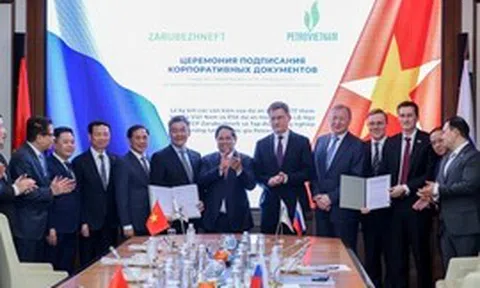 Thủ tướng Phạm Minh Chính làm việc với Công ty Zarubezhneft: Nga và Việt Nam tăng cường hợp tác dầu khí