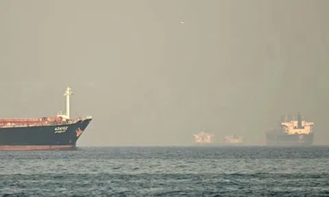 Tắc nghẽn ở eo biển Hormuz tác động đến tận Đông Âu