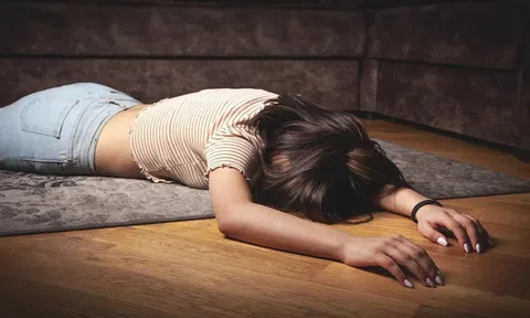 Người phụ nữ 37 tử vong ngay trên giường, bác sĩ cảnh báo thói quen "sát thủ thầm lặng"