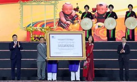 Đón nhận Bằng UNESCO ghi danh Nghề làm tranh dân gian Đông Hồ