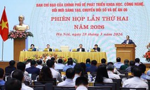 Thủ tướng chủ trì Phiên họp về phát triển KHCN, đổi mới sáng tạo, chuyển đổi số và Đề án 06