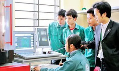 Dự kiến quy định bổ nhiệm, xếp lương đối với giáo viên trung học nghề