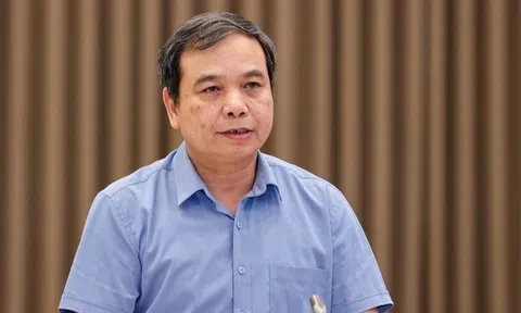 Sau vụ 300 tấn lợn bệnh, Bộ GD&ĐT yêu cầu công khai đơn vị cung cấp suất ăn vào trường học