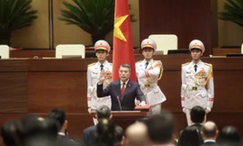 Thủ tướng Chính phủ Lê Minh Hưng tuyên thệ nhậm chức