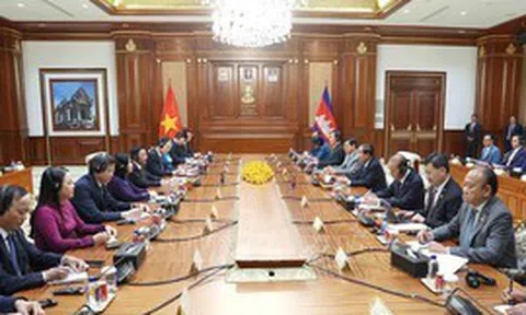 Phát triển mạnh mẽ, bền chặt và khăng khít mối quan hệ Việt Nam - Campuchia