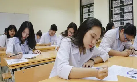 Vì sao phụ huynh, học sinh Hà Nội vẫn “án binh bất động”, chưa chốt nguyện vọng vào lớp 10?