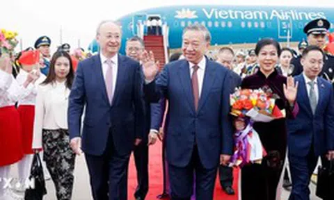 Tổng Bí thư, Chủ tịch nước Tô Lâm và Phu nhân bắt đầu thăm cấp Nhà nước đến Trung Quốc