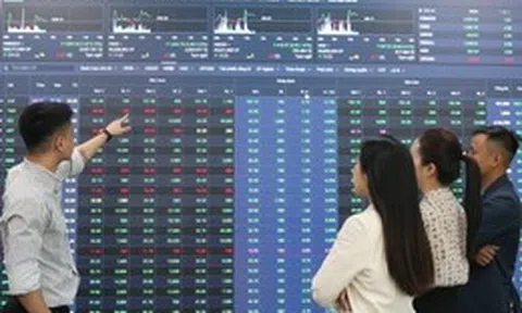 VN-Index tiệm cận kháng cự, khuyến nghị thận trọng và hạn chế mua đuổi