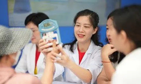 Abbott đồng hành nâng cao sức khỏe người cao tuổi qua phòng bệnh sớm