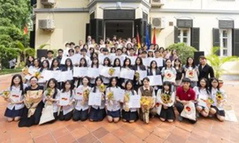 Học sinh Việt Nam ghi dấu ấn với tiếng Đức: Tỉ lệ đỗ DSD-II vượt trung bình toàn cầu