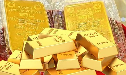 Giá vàng chiều nay (4/5): Bất ngờ đảo chiều giảm 300 nghìn đồng/lượng