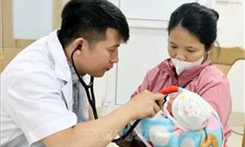 Bộ Y tế hướng dẫn khám sức khỏe định kỳ ít nhất 1 năm/lần cho trẻ dưới 6 tuổi
