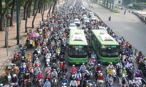 Hà Nội dự kiến hỗ trợ tới 5 triệu đồng cho người dân chuyển đổi xe máy điện