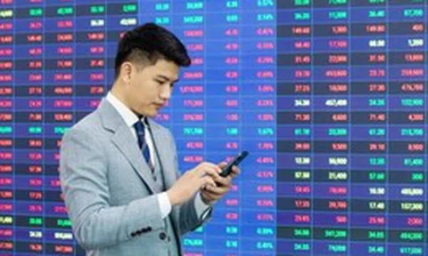 VN-Index kiểm định vùng đỉnh mới, nhà đầu tư nên mua thêm hay chốt lời?