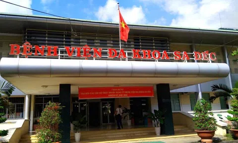 Vụ hàng chục học sinh đau bụng sau bữa trưa: 62 ca nhập viện, 2 trường hợp nặng