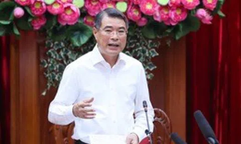 Thủ tướng yêu cầu Vĩnh Long đề xuất Trung ương cơ chế kiến tạo để phát triển