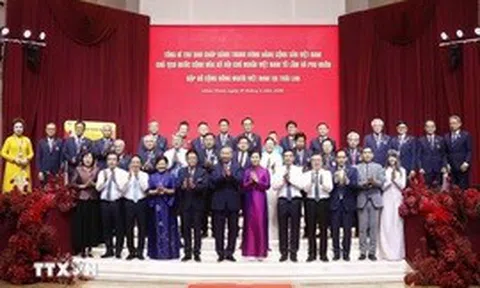 Tổng Bí thư, Chủ tịch nước Tô Lâm gặp gỡ cộng đồng người Việt Nam tại Thái Lan