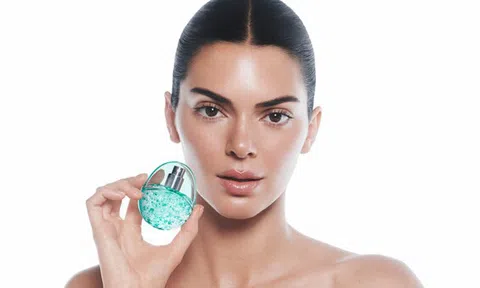 ANUA CHỌN KENDALL JENNER LÀ ĐẠI SỨ THƯƠNG HIỆU TOÀN CẦU ĐẦU TIÊN