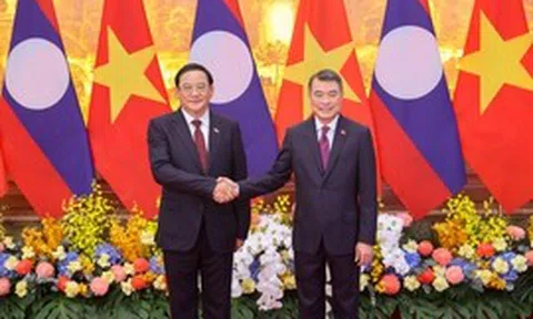 Việt Nam luôn kề vai sát cánh hỗ trợ Lào hiện thực hoá các mục tiêu chiến lược đã đề ra