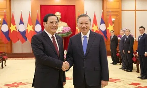 Tổng Bí thư, Chủ tịch nước Tô Lâm tiếp thân mật Thủ tướng Lào