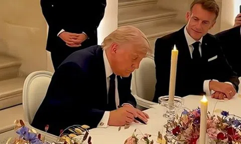 Ông Trump ký thỏa thuận sơ bộ nhằm chấm dứt xung đột với Iran