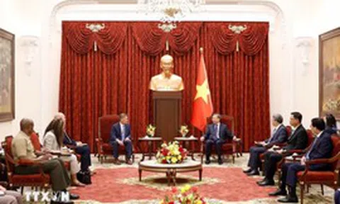 Tổng Bí thư, Chủ tịch nước tiếp Quyền Bộ trưởng Hải quân Hoa Kỳ
