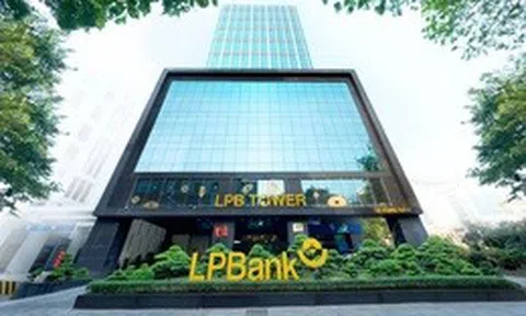 Tỷ phú Phạm Nhật Vượng chi nghìn tỷ "tiền nhàn rỗi" làm cổ đông LPBank, cổ phiếu LPB đột ngột tăng trần