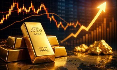 Giá vàng chiều nay (24/7): Nhiều diễn biến khác lạ