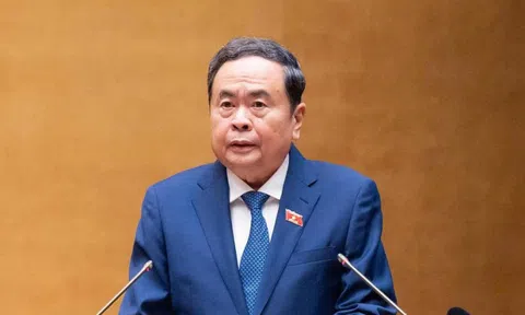 Chủ tịch Quốc hội: Không chậm trễ, không để lỡ thời cơ phát triển của đất nước