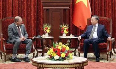 Tổng Bí thư, Chủ tịch nước Tô Lâm tiếp Chủ tịch kiêm Tổng Giám đốc Điều hành Tập đoàn Qualcomm