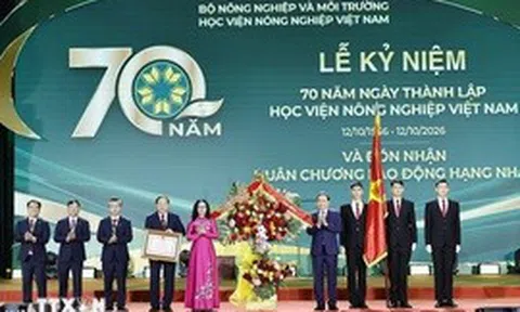 Chủ tịch Quốc hội Trần Thanh Mẫn: Đưa tri thức từ giảng đường đến đồng ruộng