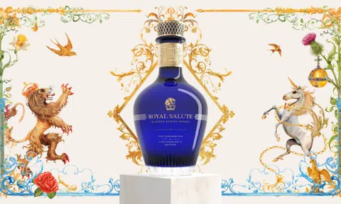 Royal Salute Coronation of King Charles III Edition - Sự nối tiếp dòng chảy nghệ thuật Hoàng gia Anh