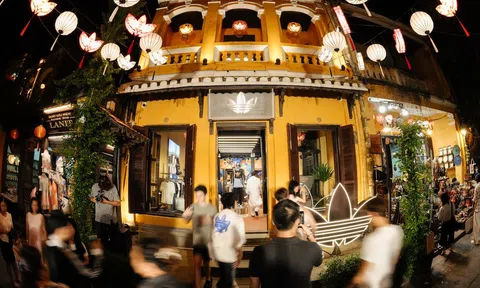 Hội An đón cửa hàng di sản đầu tiên của adidas Originals tại Việt Nam