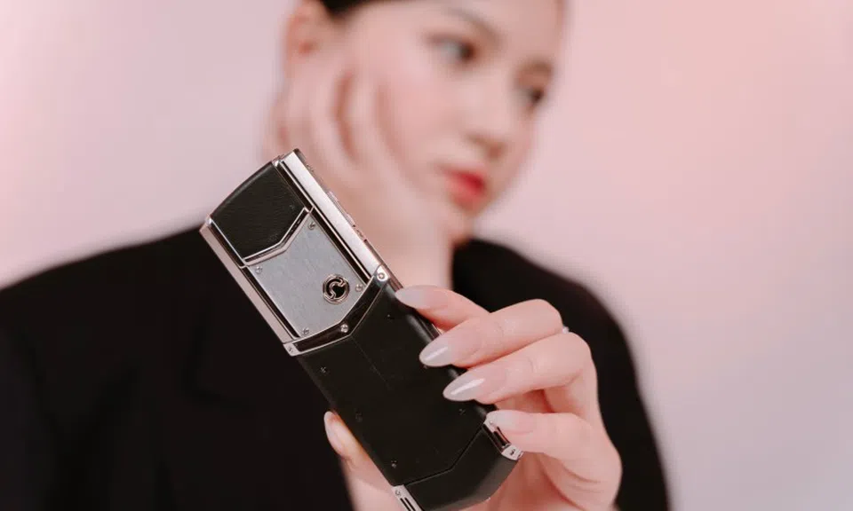 3 chiếc Vertu được giới mộ điệu rỉ tai “hợp vía” doanh nhân